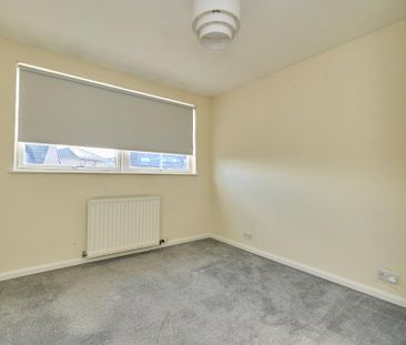 4 bedroom detached house to rent - Photo 4