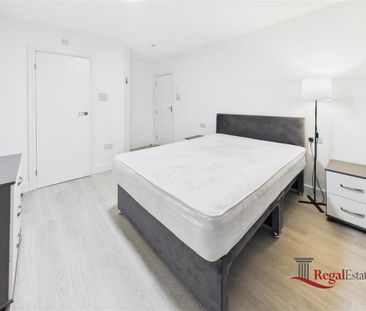 House share to rent - Photo 4