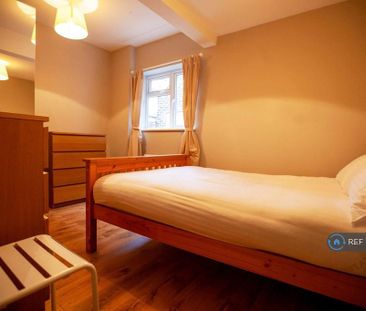 9 bedroom terraced house to rent - Photo 6