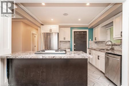 33 KENWOOD Crescent Unit# (main level), Hamilton, Ontario, L8T1W3 - Photo 4