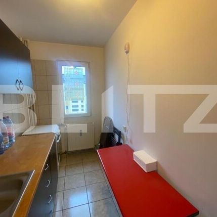 Apartament 3 camere, aer conditionat, 54mp, zona Calea Bucuresti - Fotografie 1