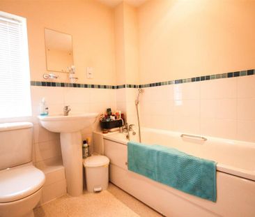 3 bedroom detached house to rent - Photo 6