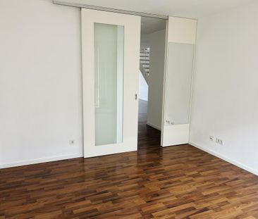 Geräumige 2,5-Zimmer-Maisonettenwohnung freut sich auf Ihren Einzug! - Photo 1