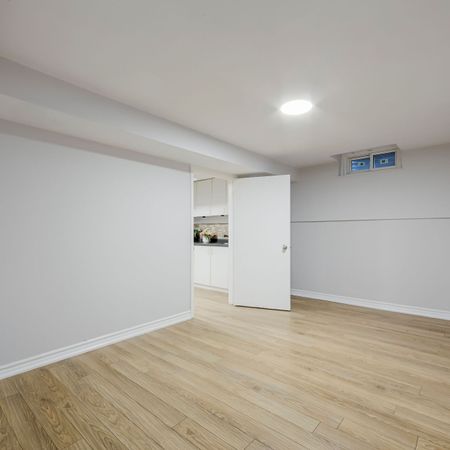 One bedroom basement apartment for Rent - Photo 3