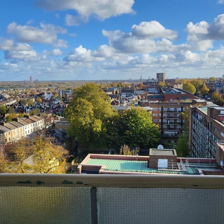Room in a Shared Flat, Amhurst Park, N16 - Photo 1
