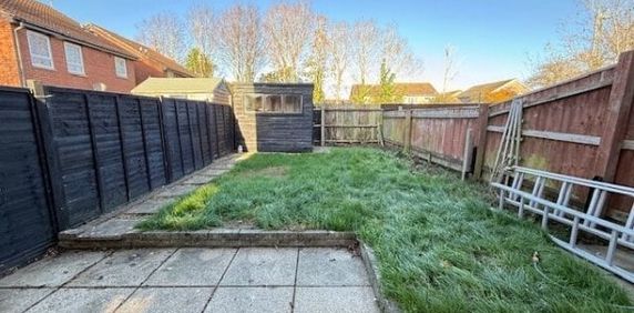 Chatsworth Way - Photo 2