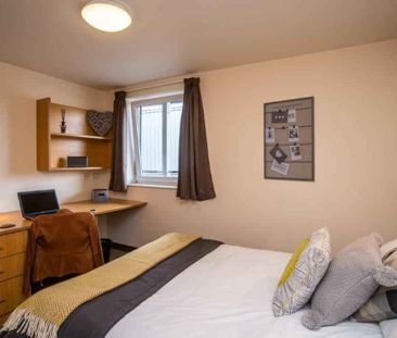 Deluxe Room - Photo 5