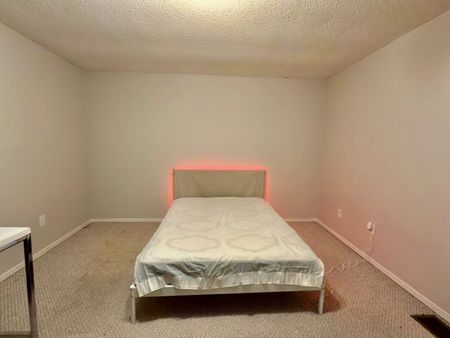 For Lease - 1330 Trowbridge Drive Unit# 74, Oshawa, Ontario - Photo 4