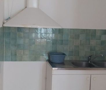 Appartement à louer 2 pièces • La Seyne-sur-Mer - Photo 4