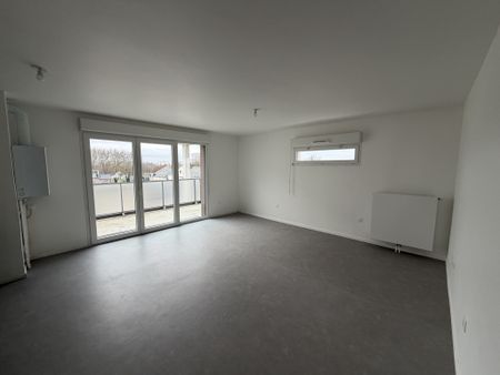 Location Appartement 3 pièces 64m² AMIENS 80000 - Photo 3