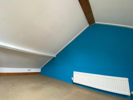 3 bedroom terraced house to rent - Photo 3