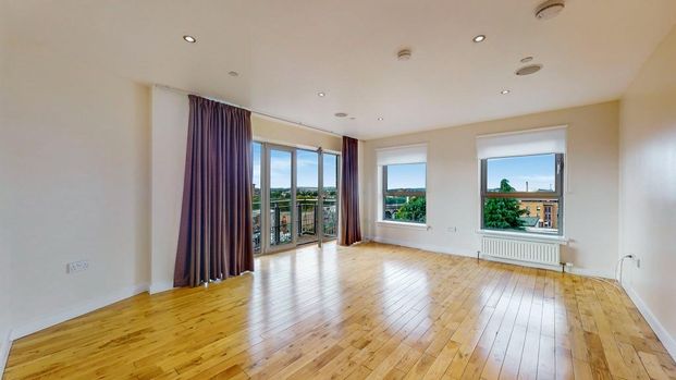 2 bedroom flat to rent - Photo 1