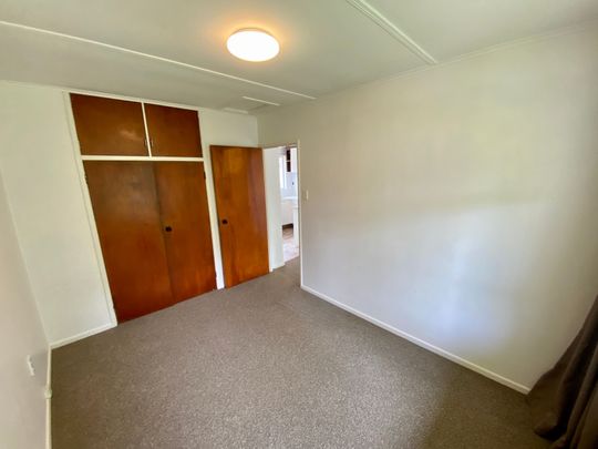 Epsom, 1 bedroom unit - Photo 1