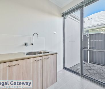 55 Lyon Road, ATWELL WA 6164 - Photo 5