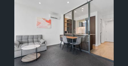 Luxury City Living with Stunning Views – Fully Furnished 2-Bedroom Apartment - Photo 4