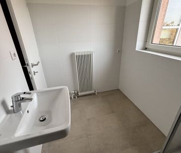 Sonnige Aussichten in ruhiger Grünlage: großzügige 2-Zimmer-Wohnung... - Photo 1