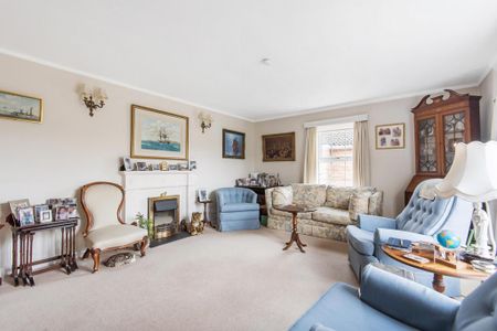 2 bedroom apartment to rent - Photo 5