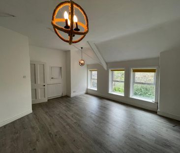 3 bedroom apartment to rent - Photo 1