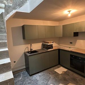 Chambre meublée dans maison entièrement rénovée - Photo 2