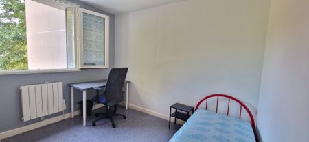 Location Appartement 3 pièces 53m² ST MARTIN D HERES 38400 - Photo 3