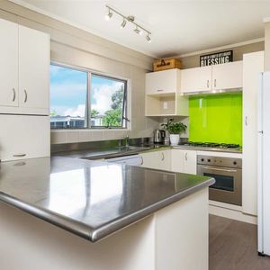 Property Management129 Glamorgan Drive, Torbay - Apartment for Rent - Photo 3