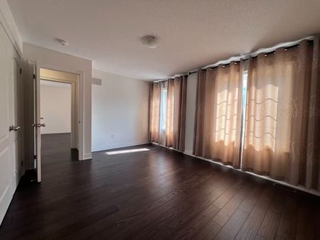 For Lease - 108 Holland Vista Street, East Gwillimbury, Ontario - Photo 5