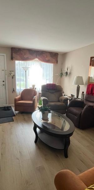 5 1/2 à louer - Photo 1