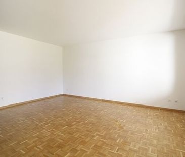 Modern 4.5-room apartment in a quiet residential area - Photo 5