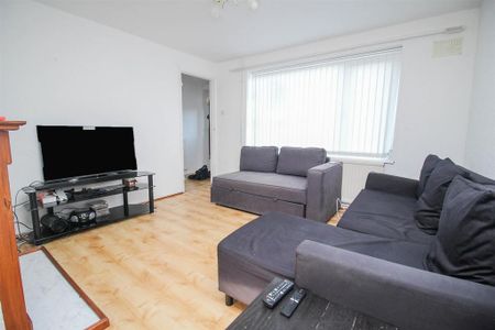 3 bedroom house to rent - Photo 2