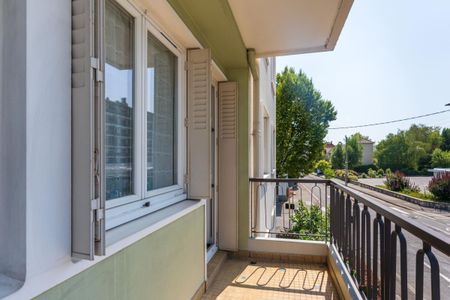 Location Appartement 3 pièces Meublé 63m² ANNECY 74000 - Photo 2