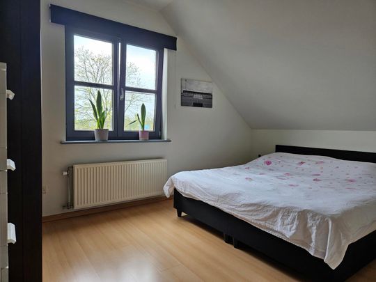 Duplex met 3 slaapkamers, ruim terras en garage - Foto 1