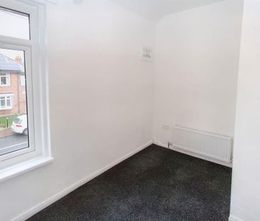 3 bed terraced house to rent in NE6 - Photo 5