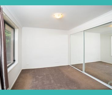 17 Isbister Street, Macgregor ACT 2615 - House For Rent | Domain - Photo 3