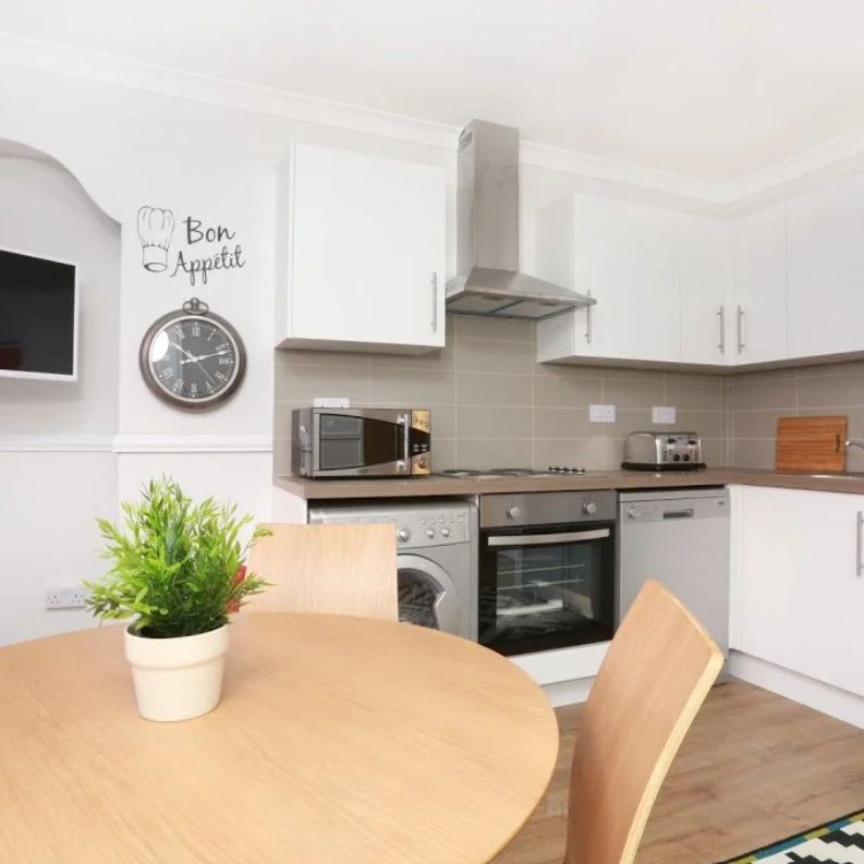 Room in a Shared Flat, Limscott House, E3 - Photo 1