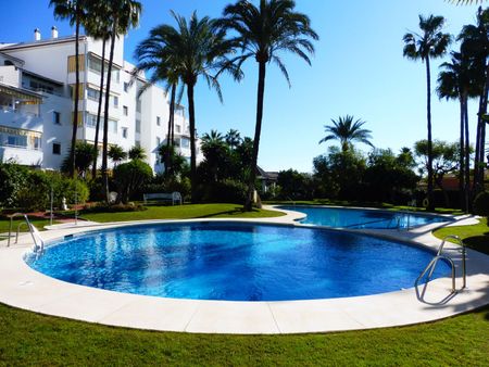 Ground Floor Apartment in Marbella - Photo 5