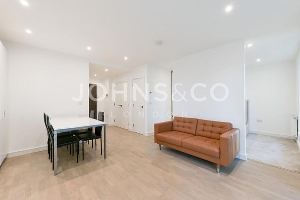 Studio to rent - Photo 1