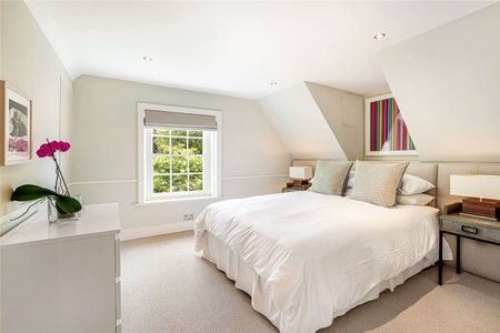Elegant Period Semi-Detached Home in the Heart of Holland Park - Photo 5