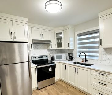 Delta Coach House – Brand New, Private Entry, Great Location. - Photo 4
