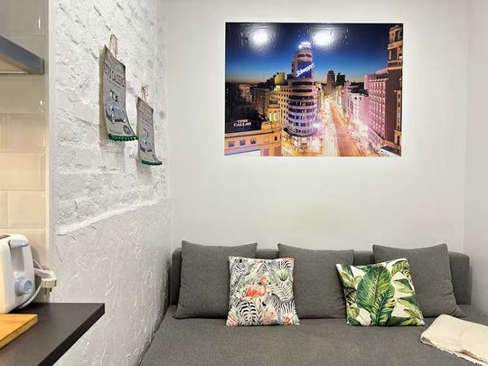 Paseo de las Delicias, Madrid, Community of Madrid 28045 - Photo 1