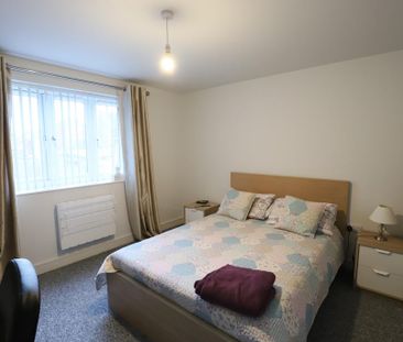 2 bedroom apartment to rent - Photo 3