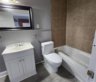 For Lease - 323 Queenston Street Unit# 1, St. Catharines, Ontario - Photo 3