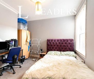 5 bedroom terraced house to rent - Photo 2