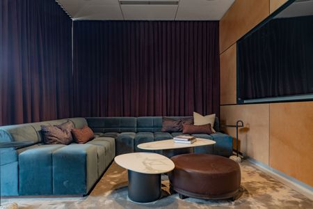 For Lease - 88 Bathurst Street Unit# 704, Toronto, Ontario - Photo 3