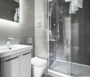 3 bedroom semi-detached house to rent - Photo 5