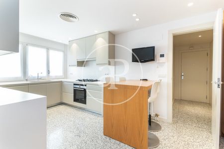 Penthouse for rent in Sant Gervasi - Photo 3