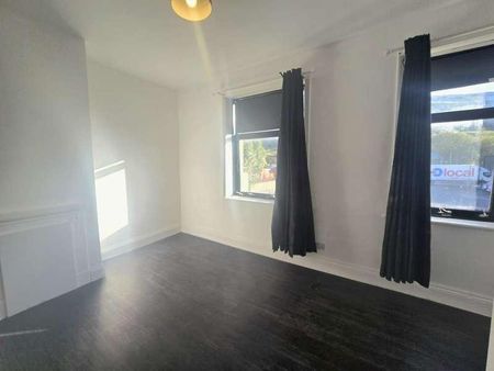 Shay Lane, Halifax, HX2 - Photo 4