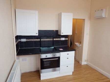 1 bed studio flat to rent in North Quay, Great Yarmouth, NR30 - Photo 4