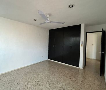 Linda casa de 3 habitaciones dentro de la ciudad - Photo 2