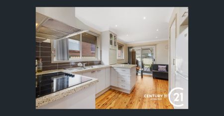 FOUR BEDROOM HOME IN A GREAT LOCATION! - Photo 5