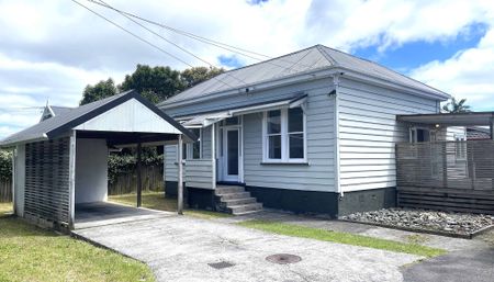 Freshly renovated three-bedroom bungalow in sought-after Mt Eden - Photo 3